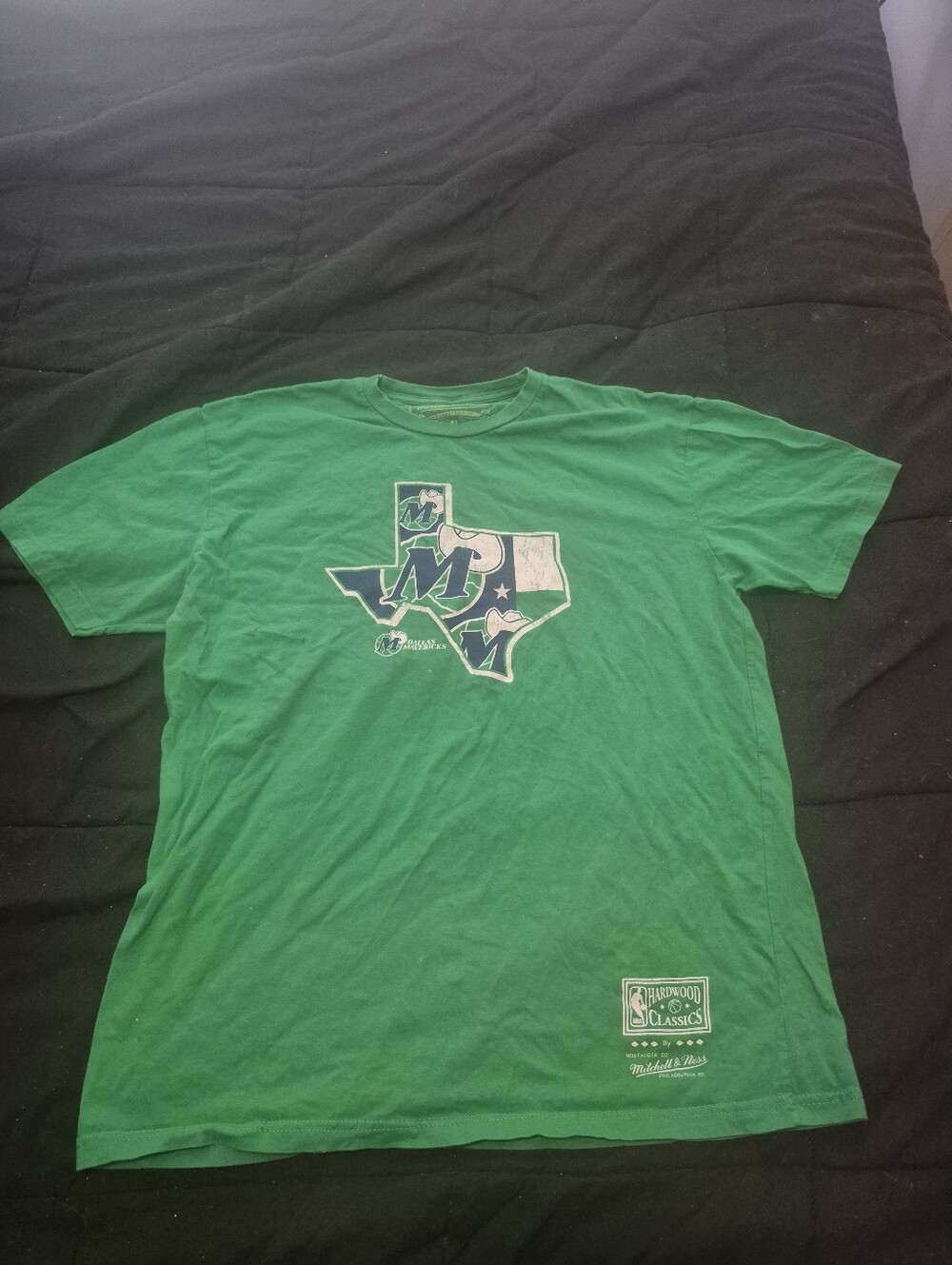 Mitchell & Ness Dallas Mavericks Hardwood Classics T-Shirt Green Men’s XL NBA